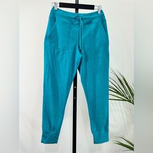 Rabbit Women’s Jogger Pants Small